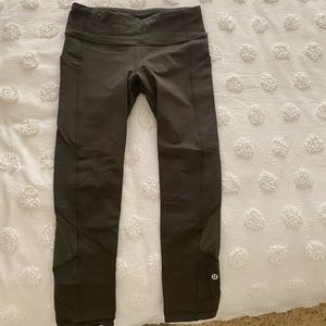 Lululemon yoga pants